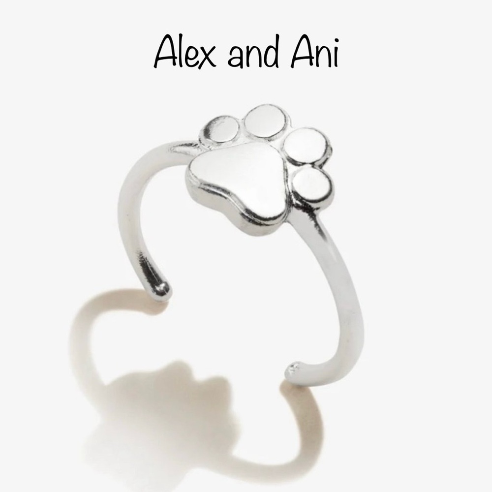 NWT Alex and Ani Sterling Silver Paw Print of Love Ring🐾❤️